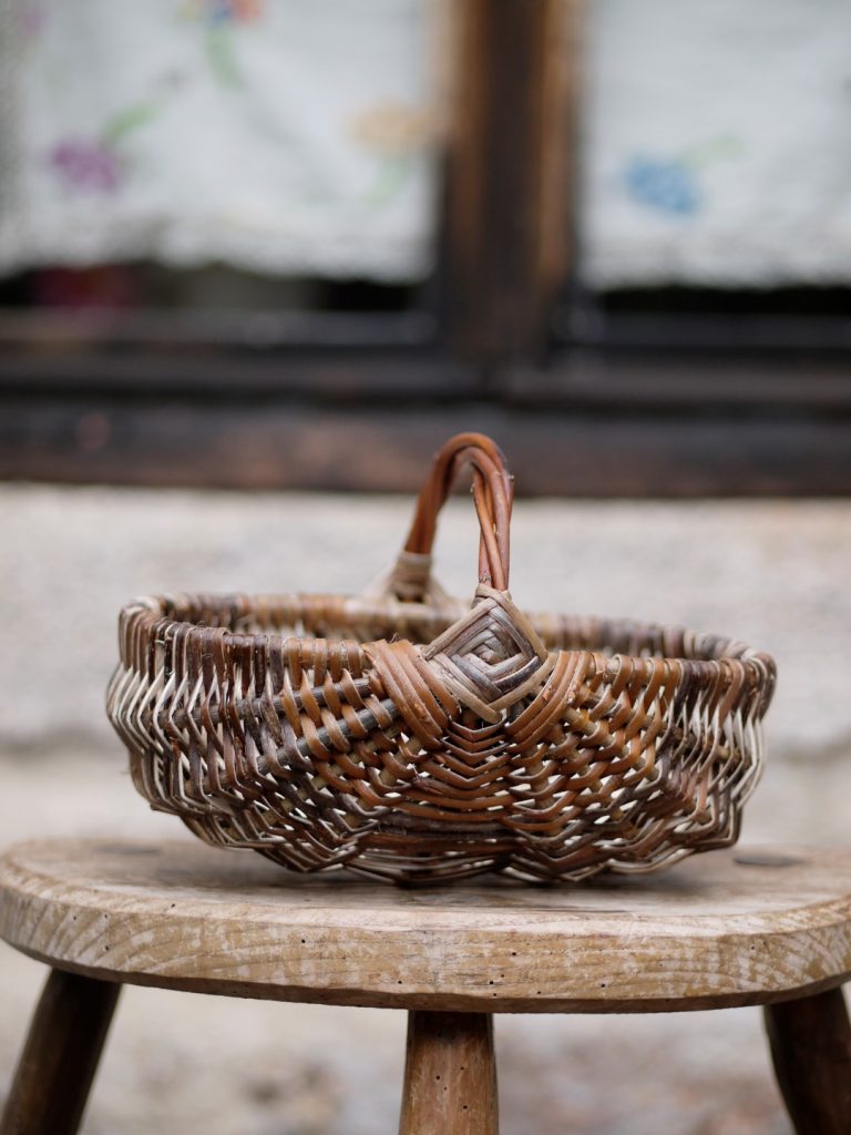 Panier Petit Paysan rond anse torsadée - Collection éclisses